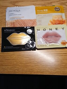 NWOT 5PC Honey Mask Bundle 2 Facial/2 Lip/1 Spa Headband